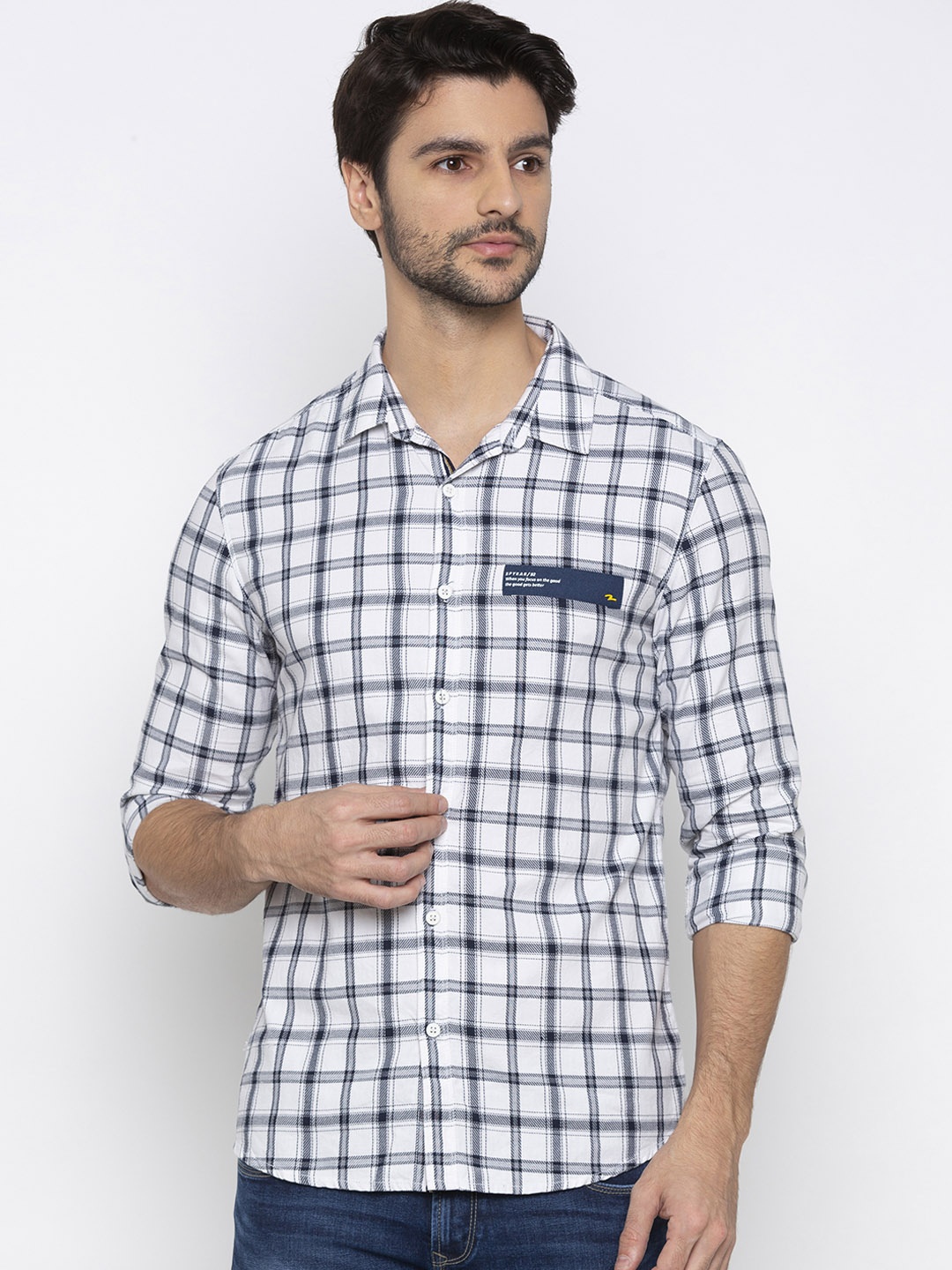 

SPYKAR Men White & Blue Slim Fit Checked Casual Shirt