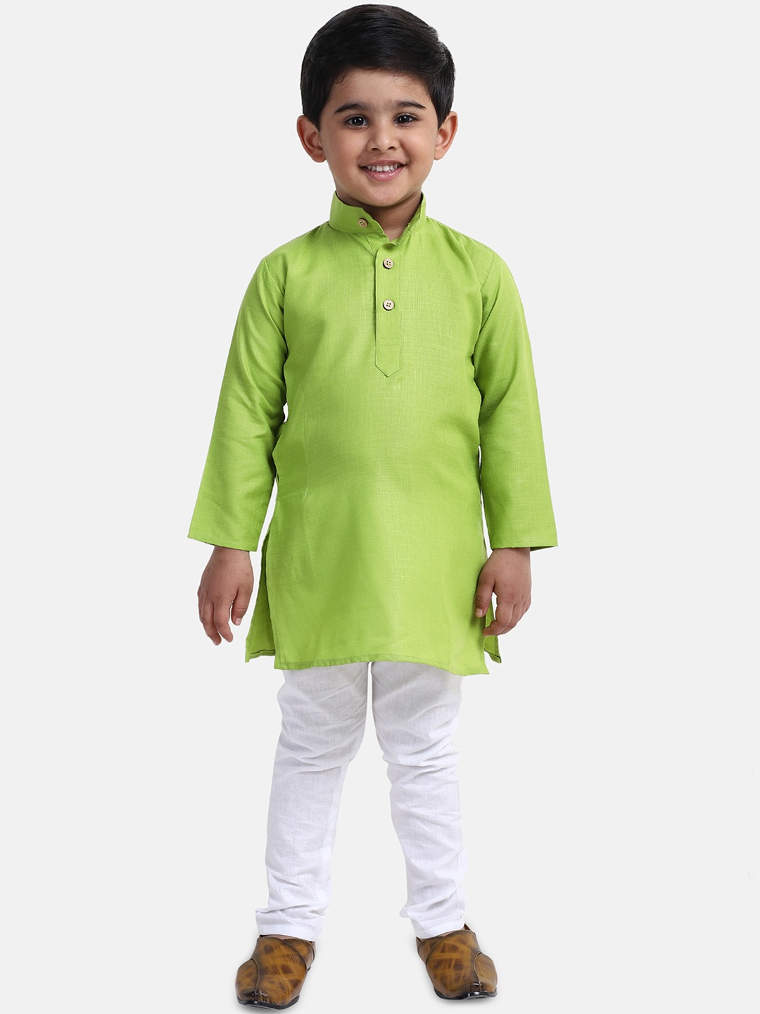 BownBee Boys Green Solid Kurta with Pyjamas