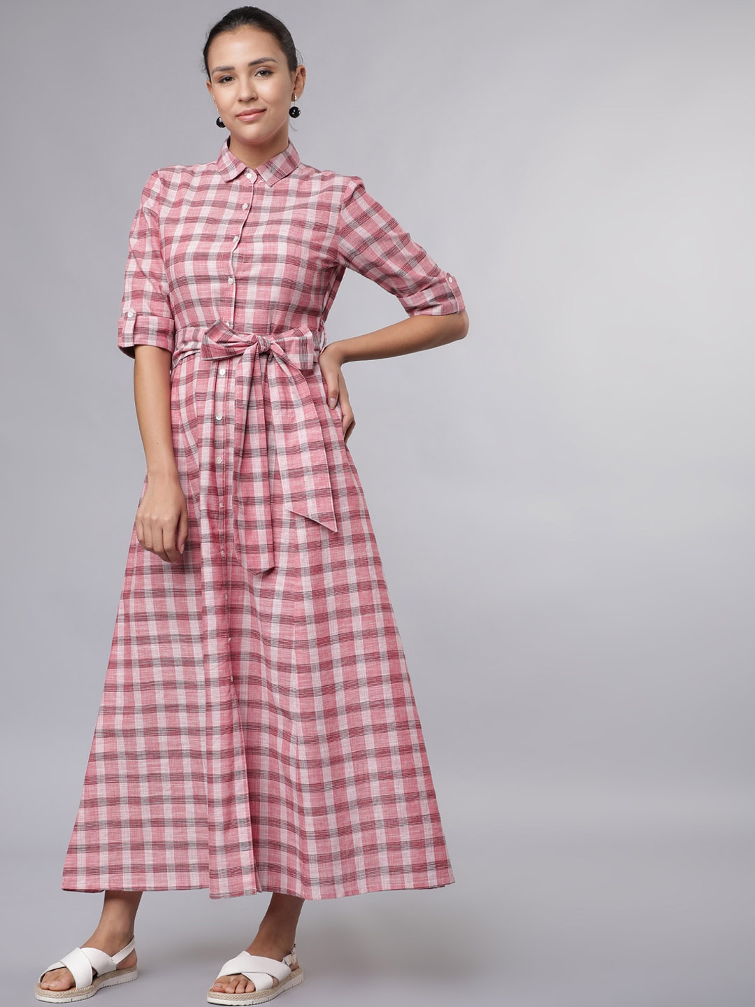 

Vishudh Women Maroon Checked Maxi Dress