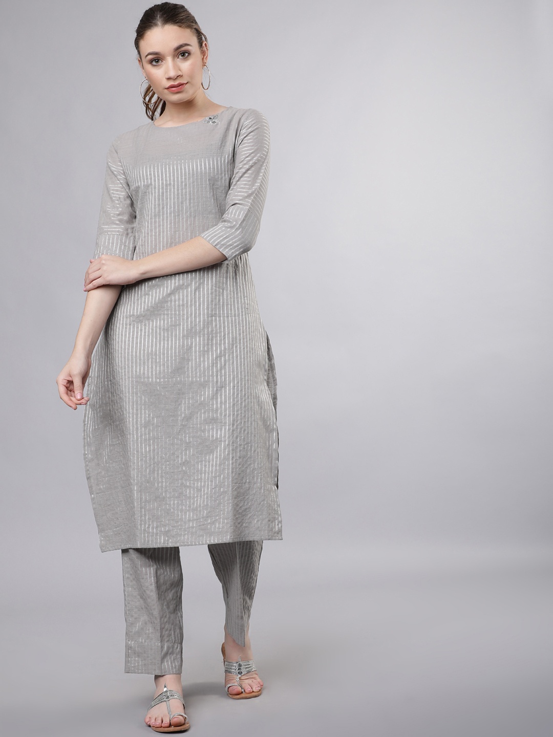 

Vishudh Women Grey Striped Kurta with Trousers