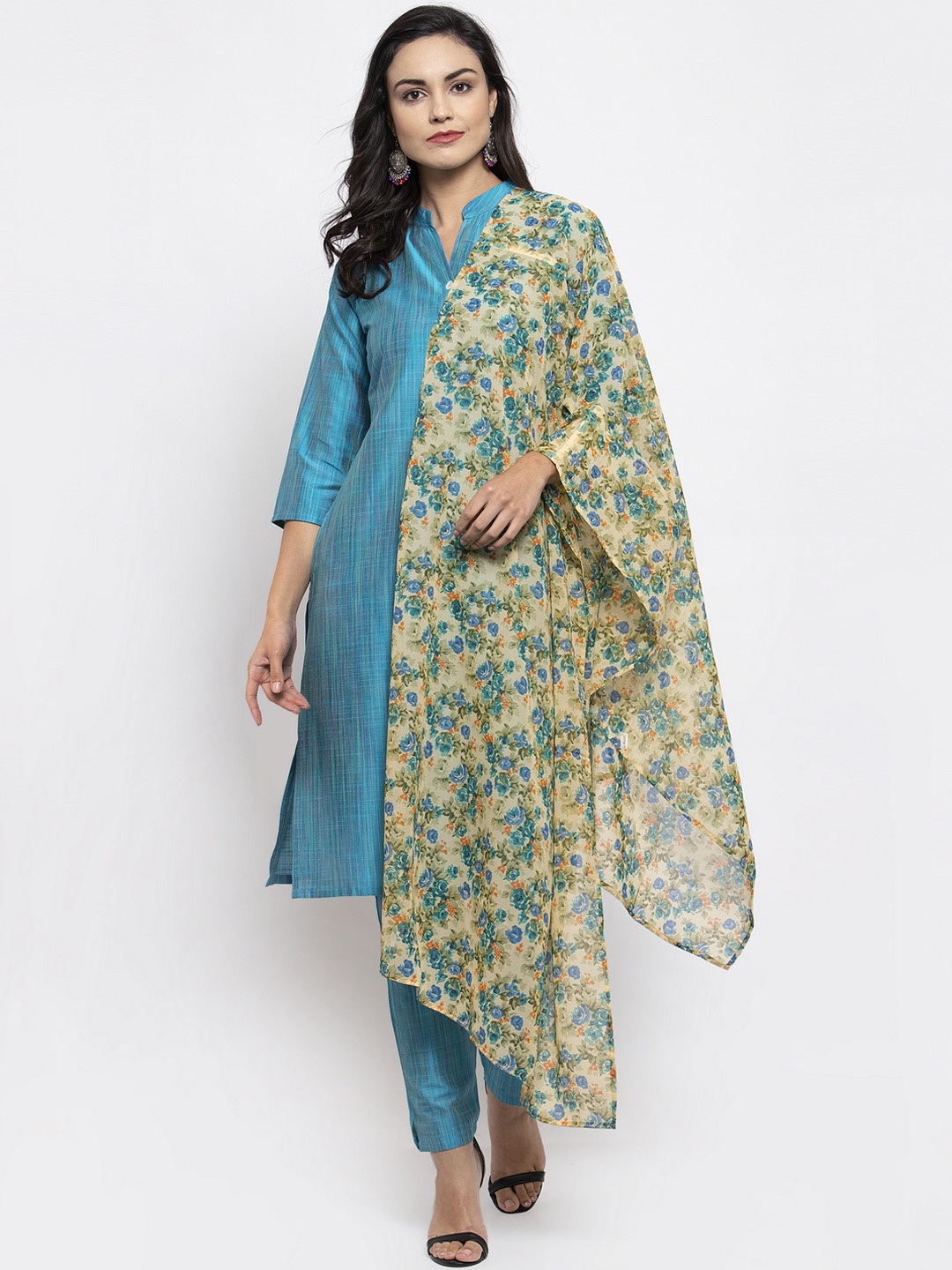 

Jompers Women Blue & Beige Solid Kurta with Trousers & Dupatta