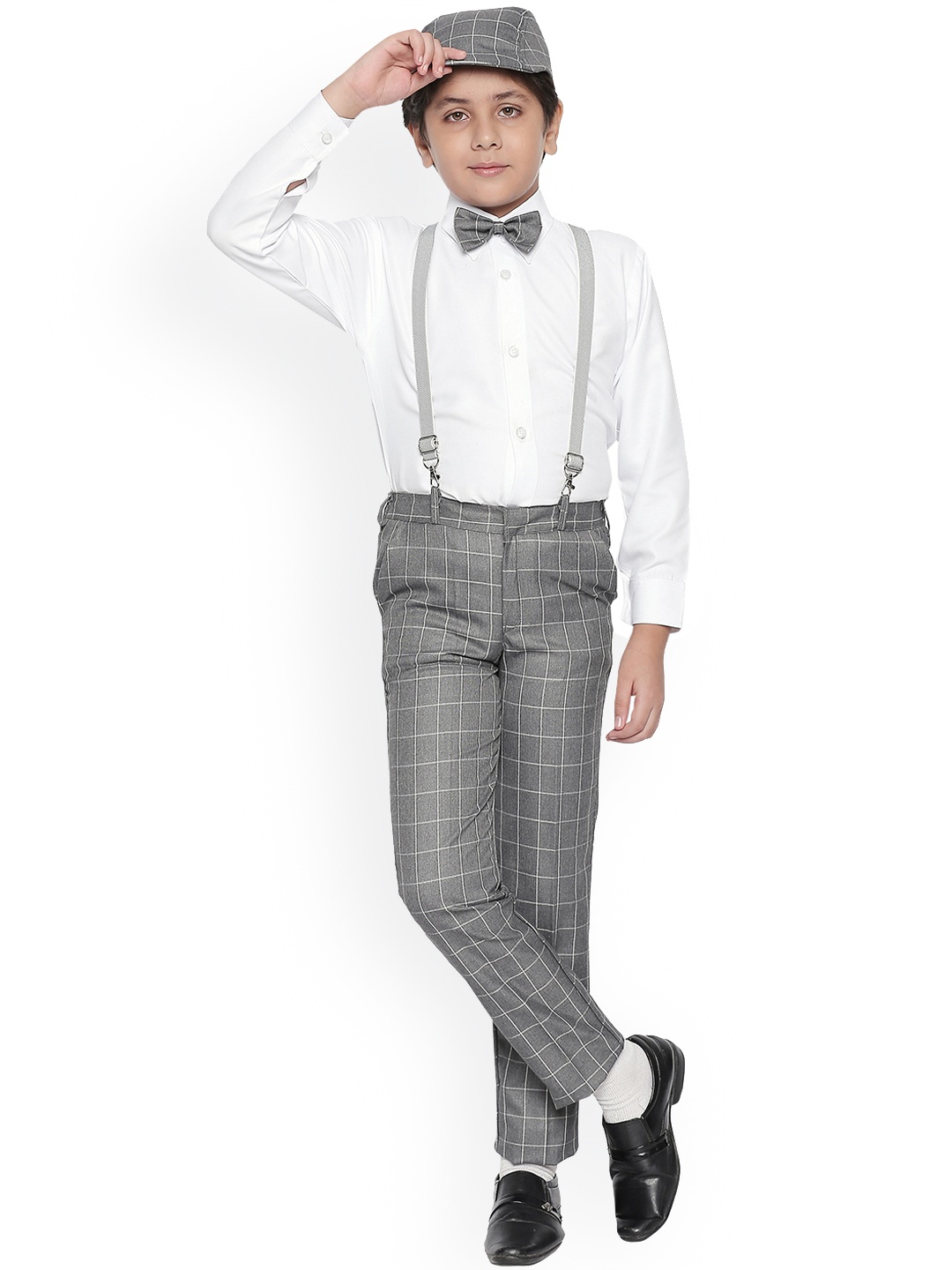 

Jeetethnics Boys Grey & White Solid Shirt with Trousers