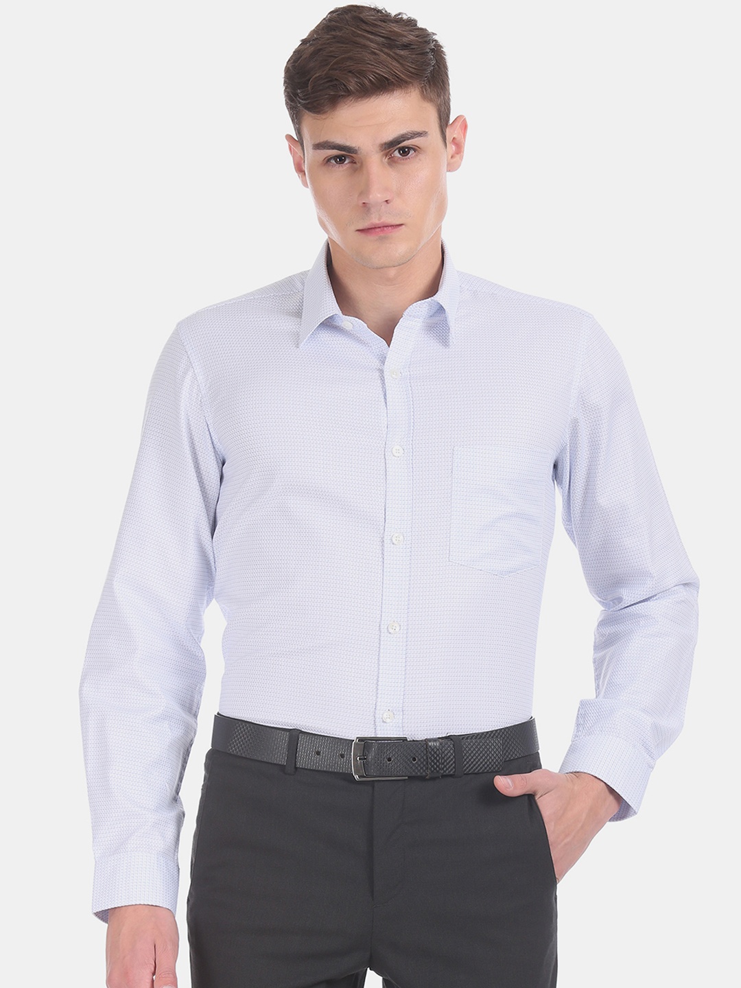 

Excalibur Men White & Blue Regular Fit Printed Formal Shirt