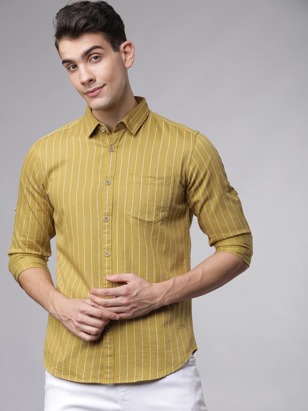 

LOCOMOTIVE Men Yellow & White Slim Fit Striped Casual Shirt