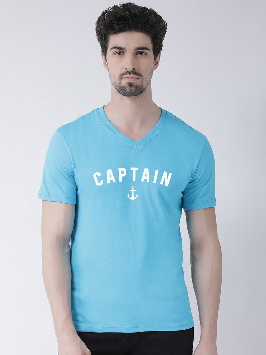 

Friskers Men Turquoise Blue & White Printed V-Neck T-shirt
