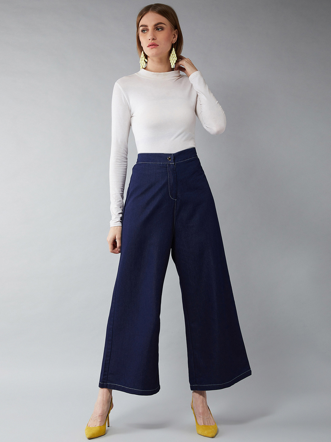 

DOLCE CRUDO Women Navy Blue Flared Solid Parallel Denim Trousers