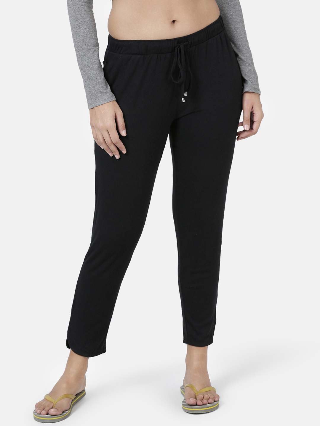Enamor Women Black Relaxed Fit Shop in Pyjama Lounge Pants