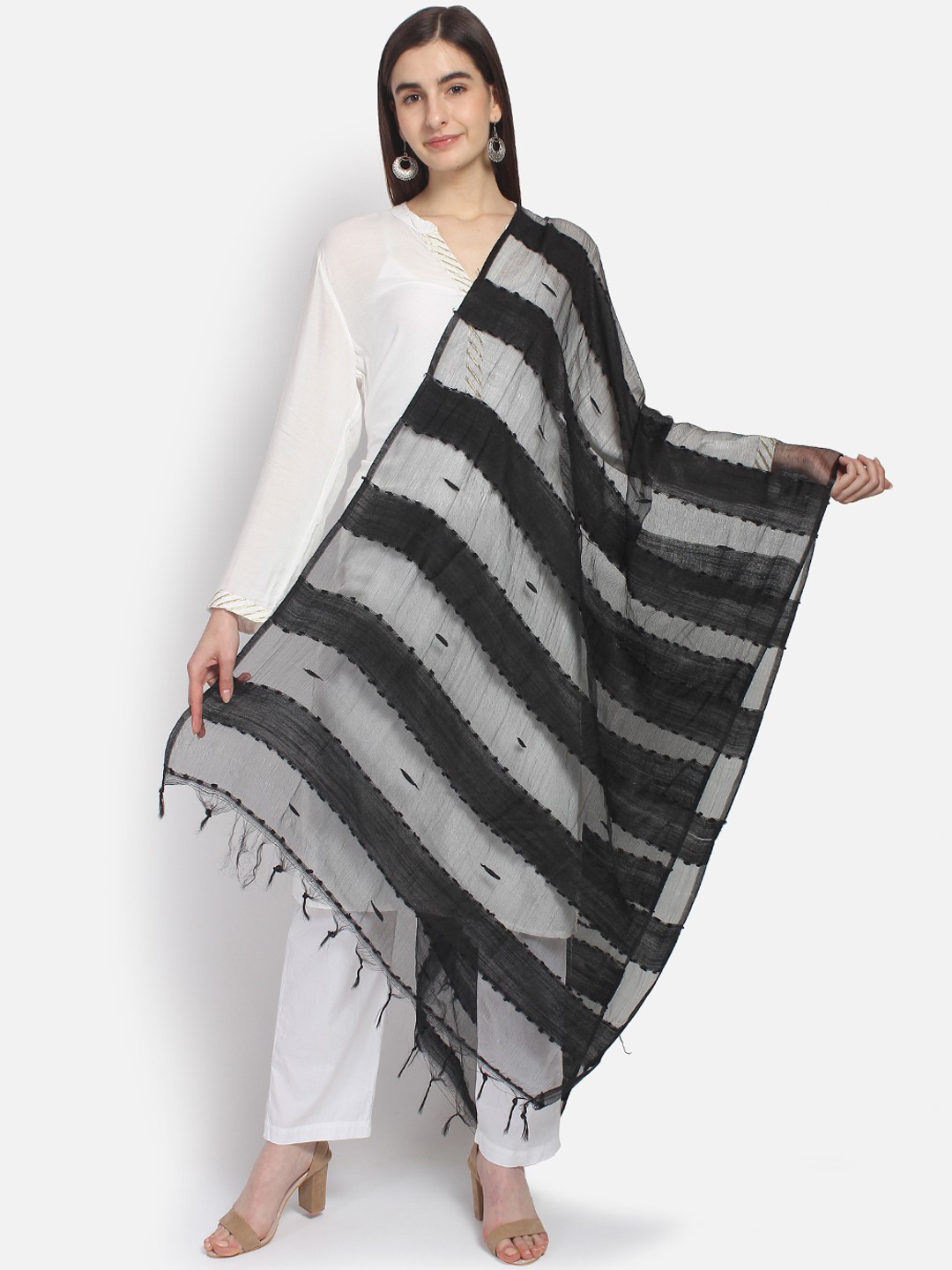 

amraoo Black & White Striped Dupatta