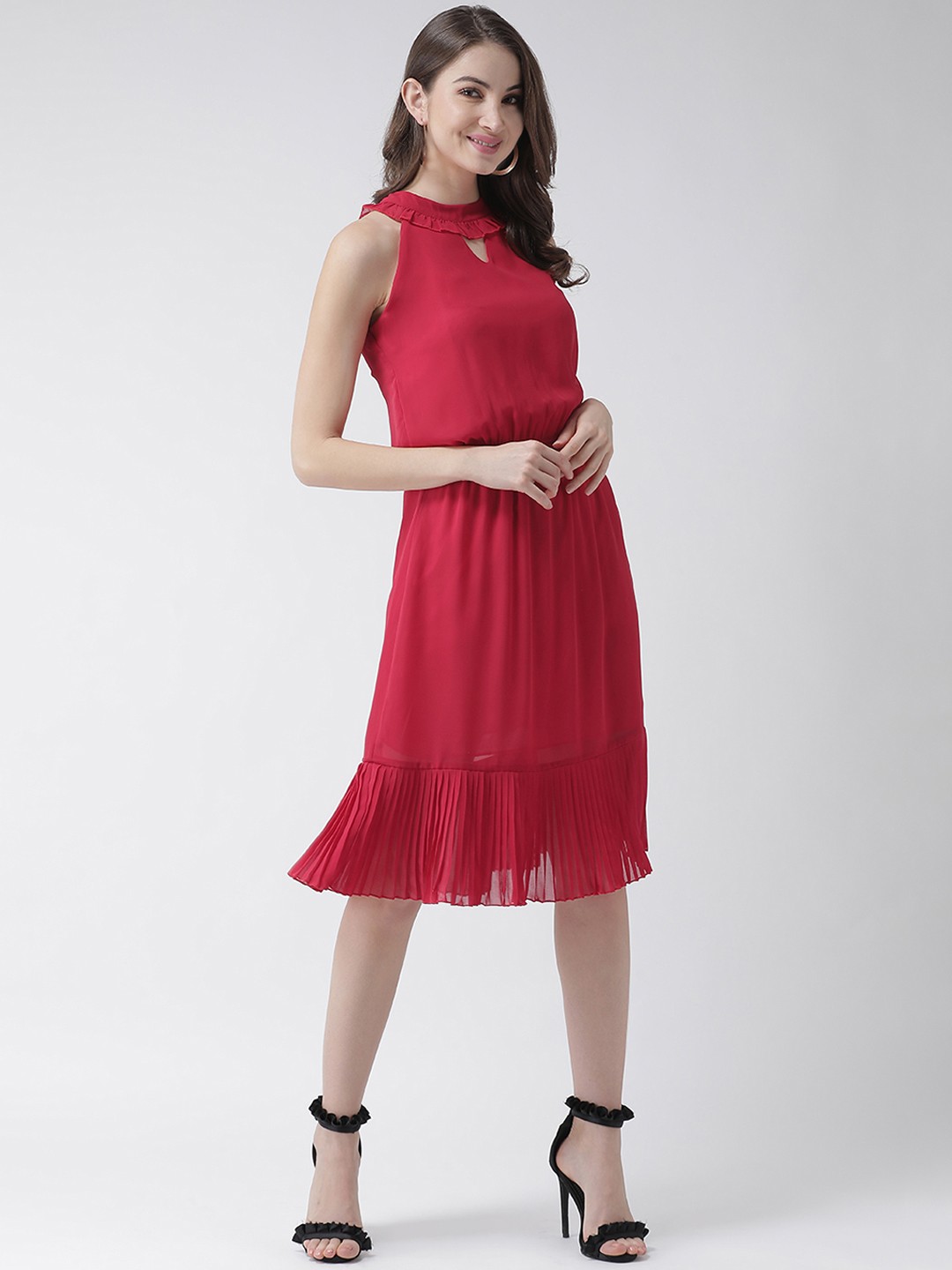 

KASSUALLY Women Red Solid Fit and Flare Dress