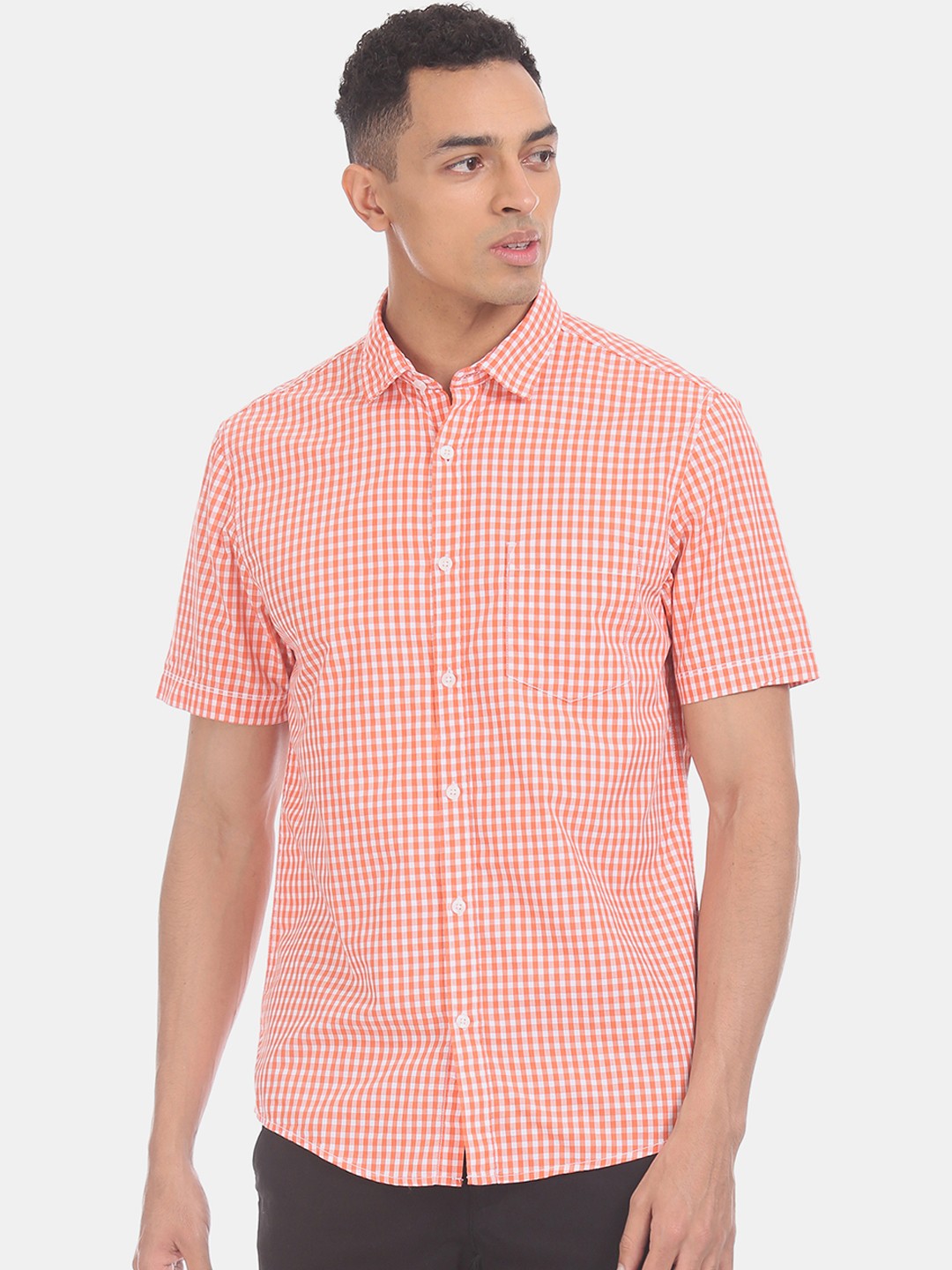 

Ruggers Men Orange & White Regular Fit Checked Casual Shirt