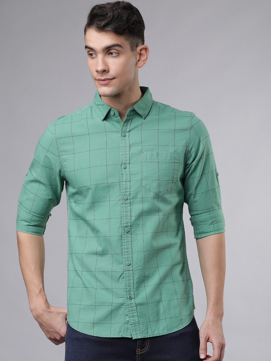 

LOCOMOTIVE Men Green & Black Slim Fit Checked Casual Shirt