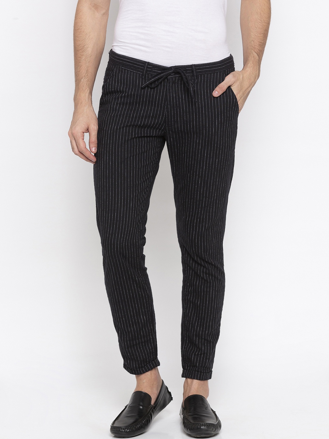 SPYKAR Men Black & White Tapered Fit Striped Regular Trousers