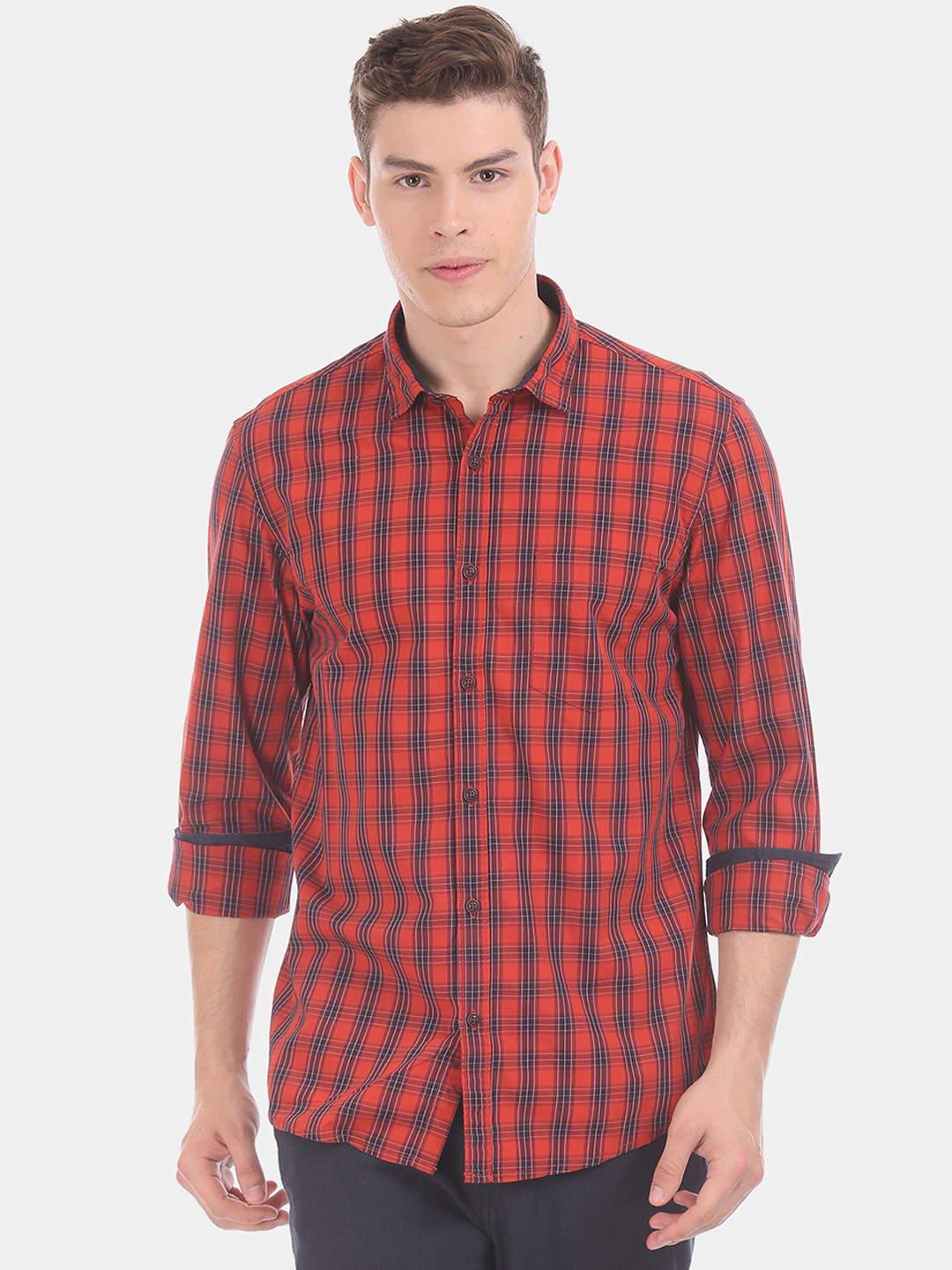 

Ruggers Men Red & Navy Blue Regular Fit Checked Casual Shirt