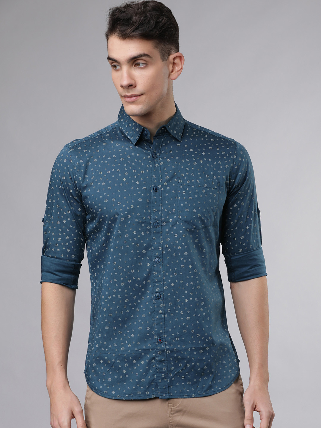 

LOCOMOTIVE Men Navy Blue & Off-White Slim Fit Printed Casual Shirt