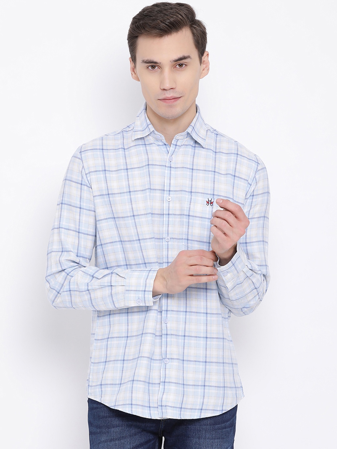 

Crimsoune Club Men White & Blue Slim Fit Checked Casual Shirt