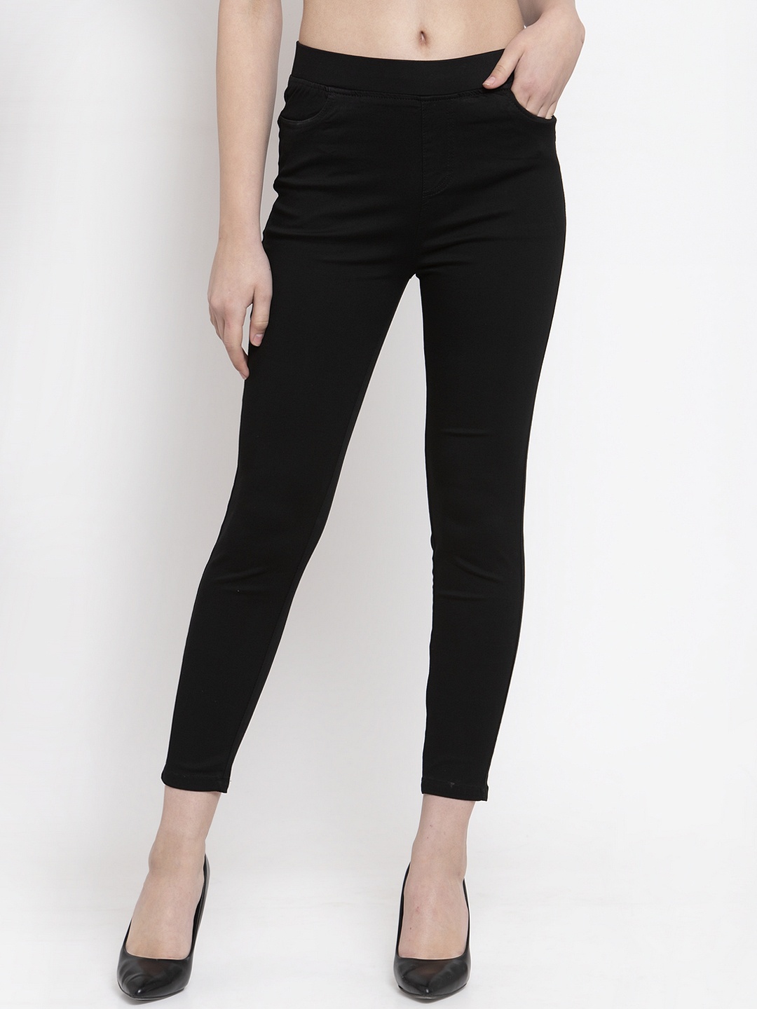 

Gipsy Women Black Solid Skinny-Fit Jeggings