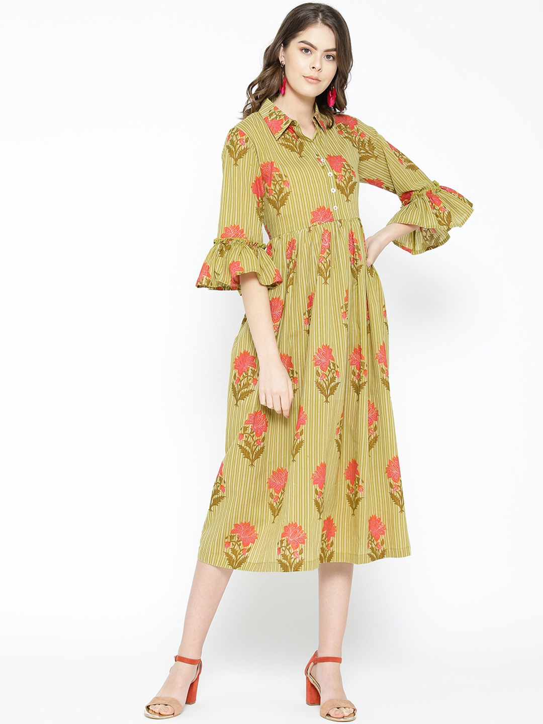 

Sringam Women Olive Green Printed Fit and Flare Dress