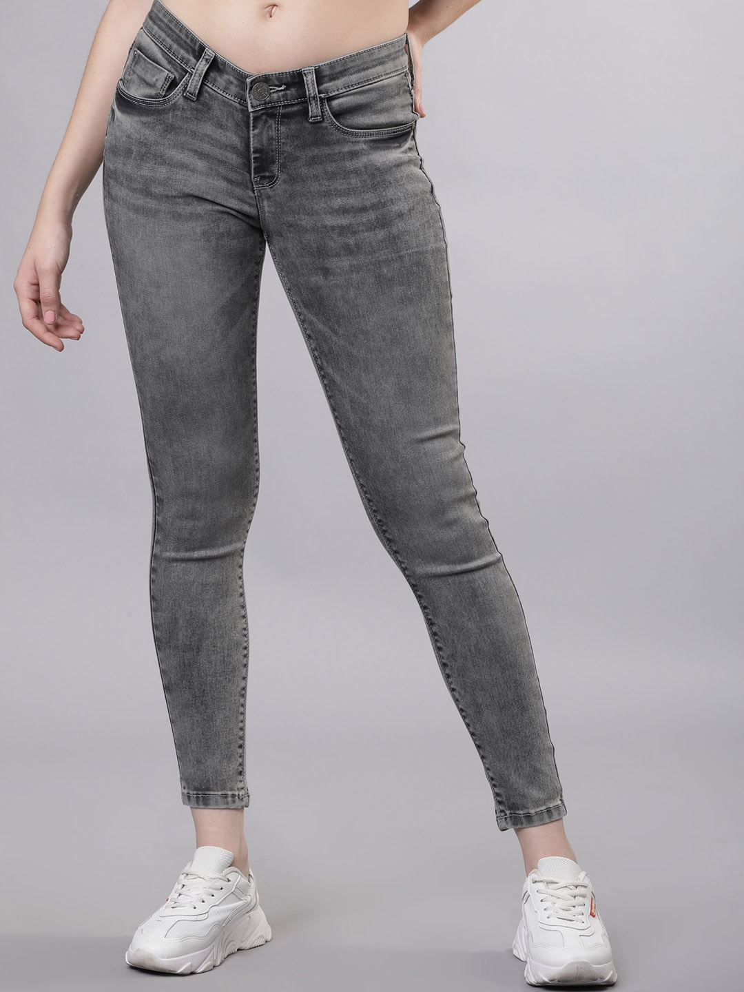 

Tokyo Talkies Women Grey Slim Fit Mid-Rise Clean Look Stretchable Jeans