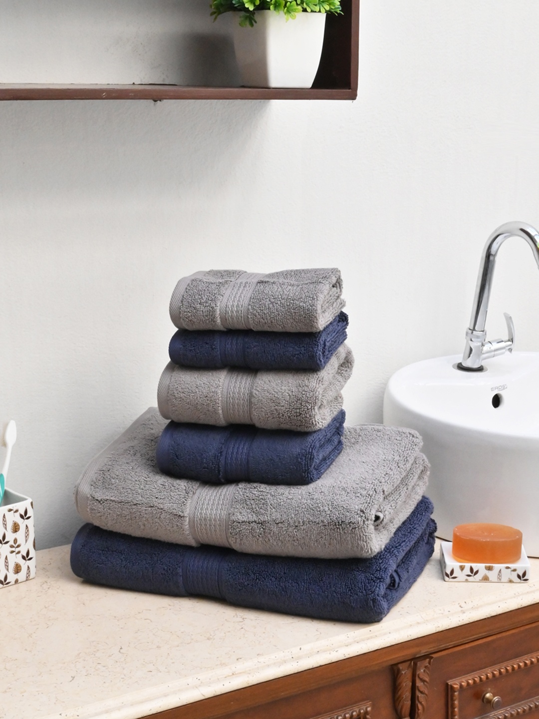 

Avira Home Unisex Pack of 6 Solid Luxurious Zero Twist 550 GSM Towel Set, Charcoal