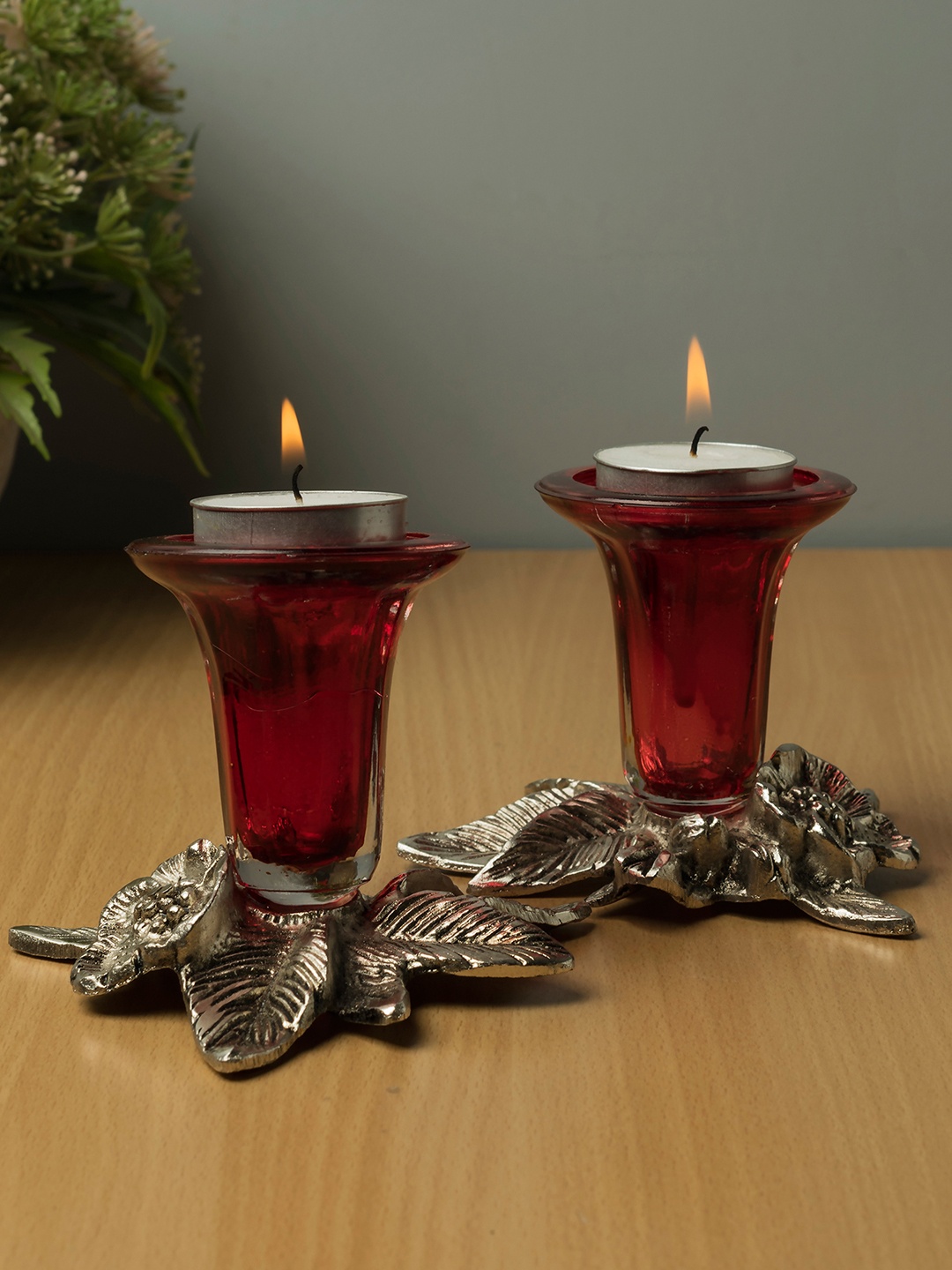

Homesake Set of 2 Red & Silver-Toned Antique Candle Holders
