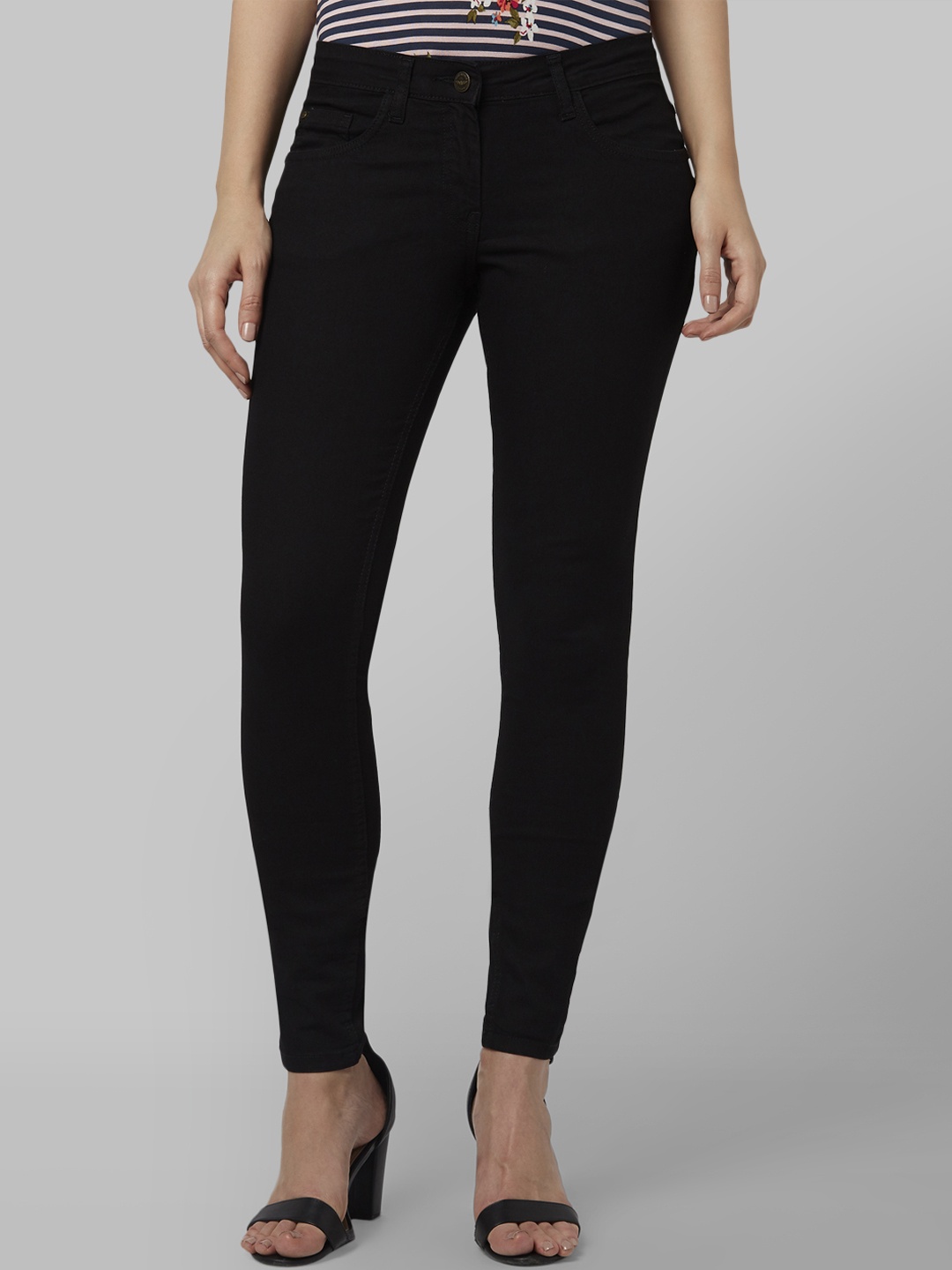 

Park Avenue Women Black Skinny Fit Mid-Rise Clean Look Jeans