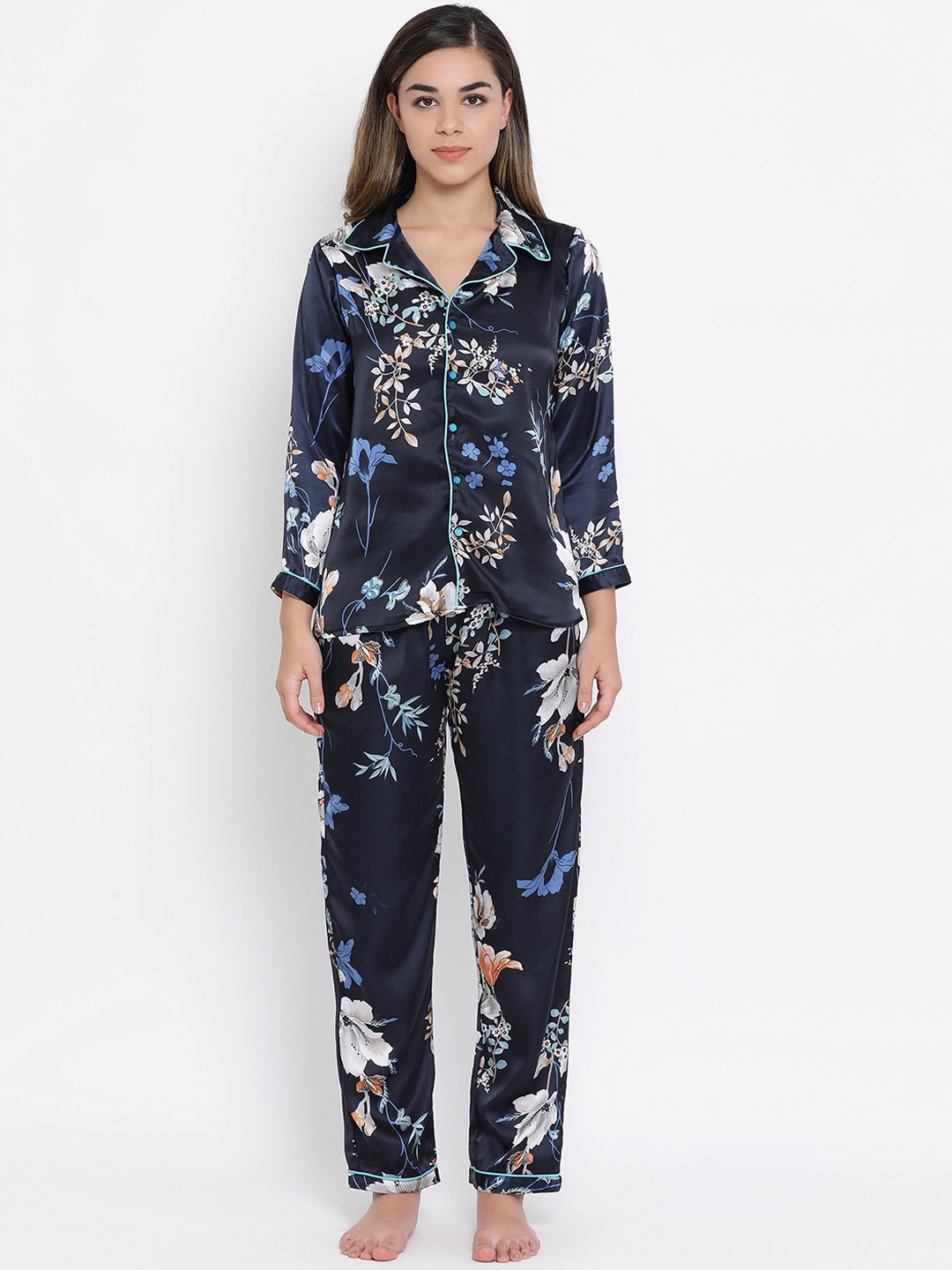 

Clovia Women Navy Blue Printed Night suit