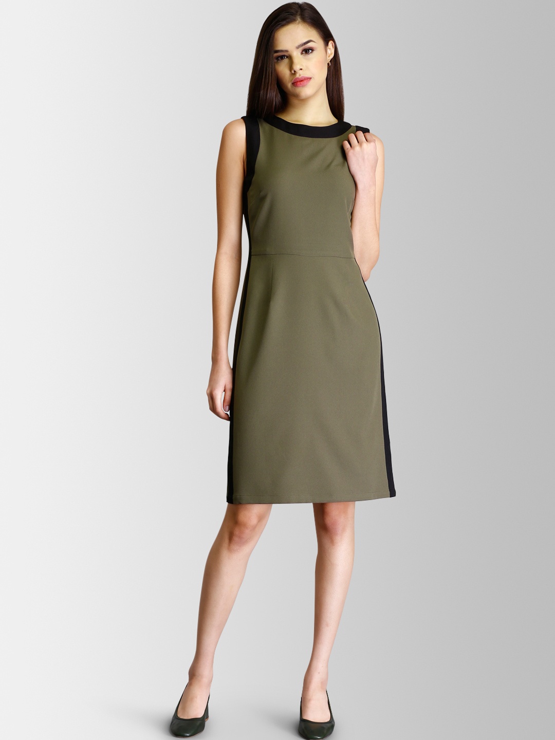 

FableStreet Women Olive Green Solid Fit and Flare Dress
