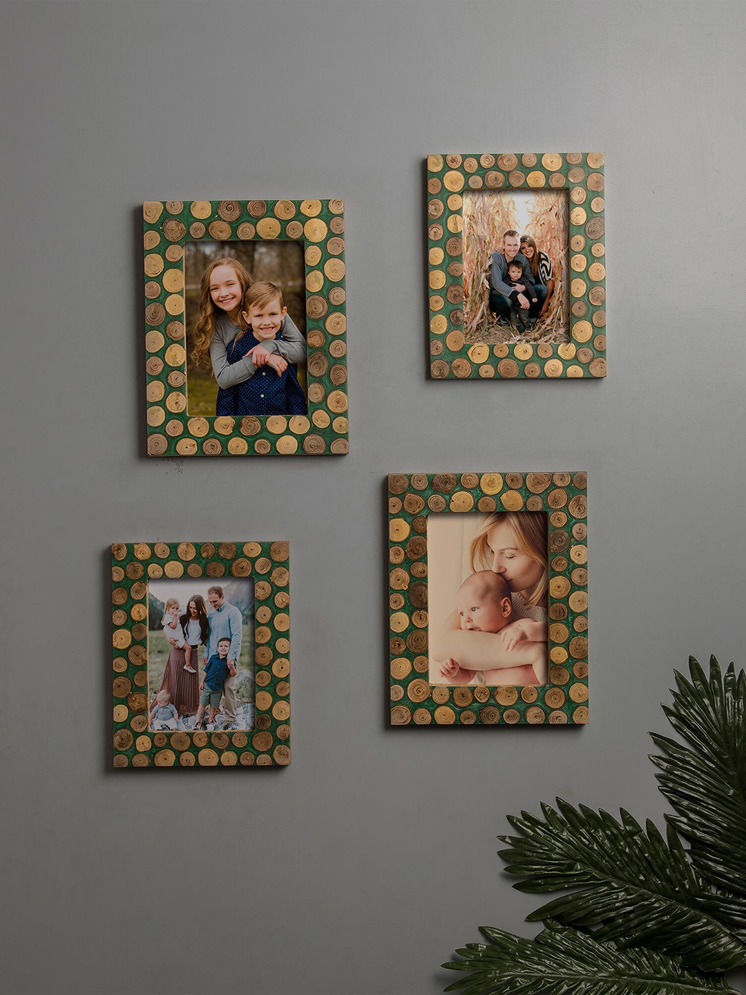 

Homesake Set Of 4 Beige & Green Rustic Wooden Logs Algae Resin Collage Photo Frames