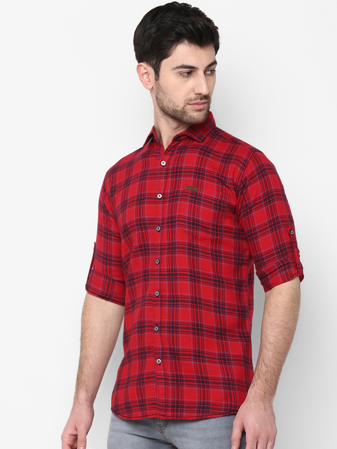 

Urbano Fashion Men Red & Navy Blue Slim Fit Checked Casual Shirt