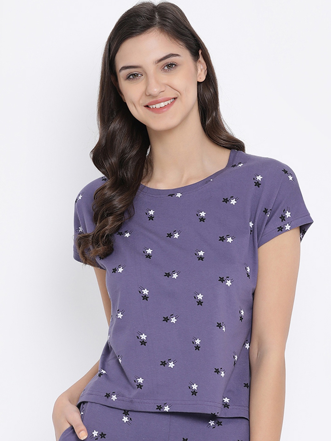

Kanvin Women Purple Printed Night Suit