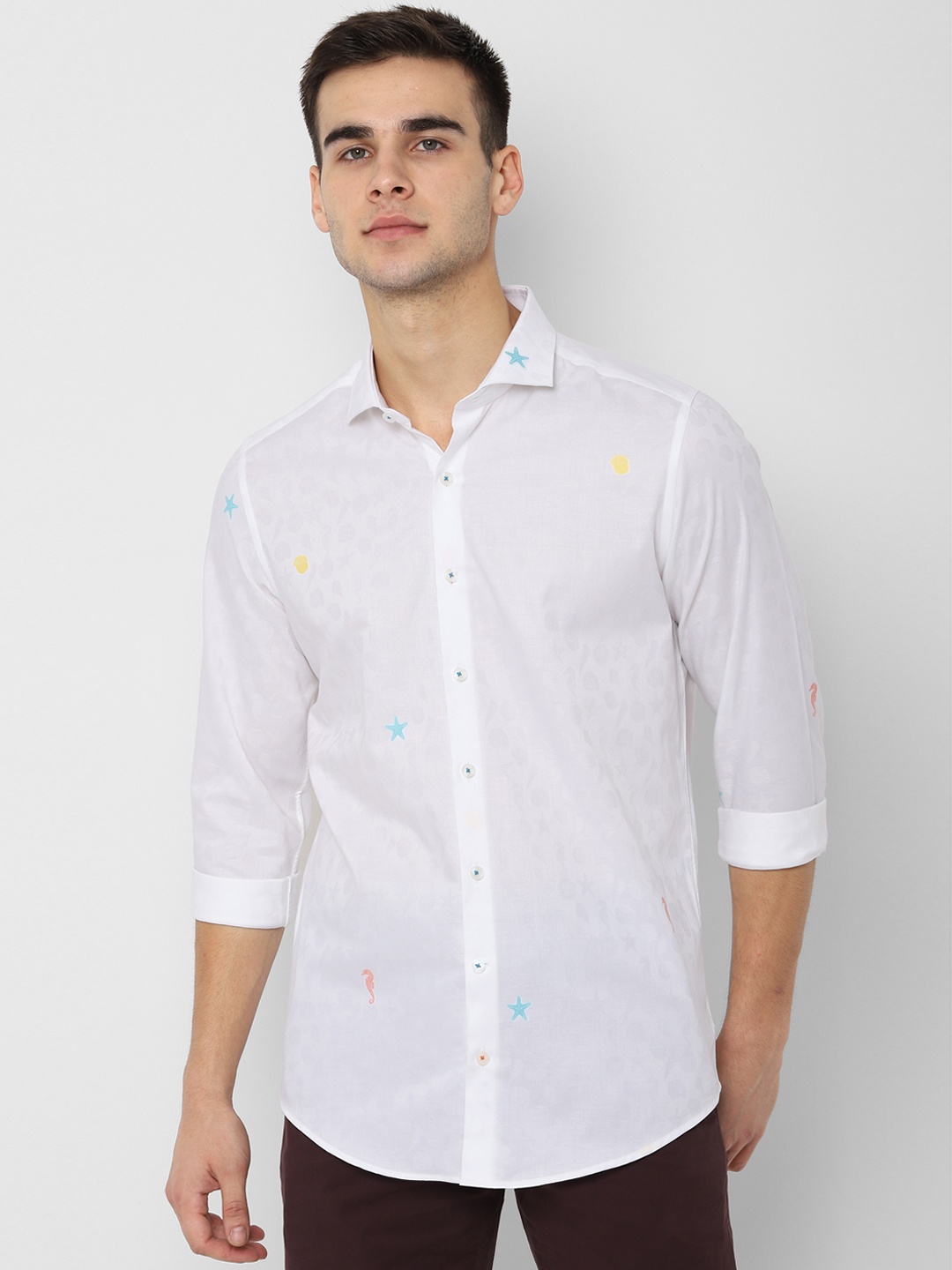 

SIMON CARTER LONDON Men White & Blue Slim Fit Printed Casual Shirt