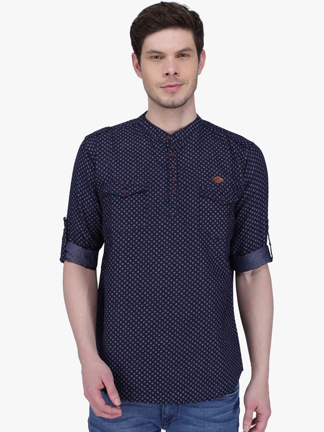 

Kuons Avenue Men Navy Blue & White Printed Straight Kurta
