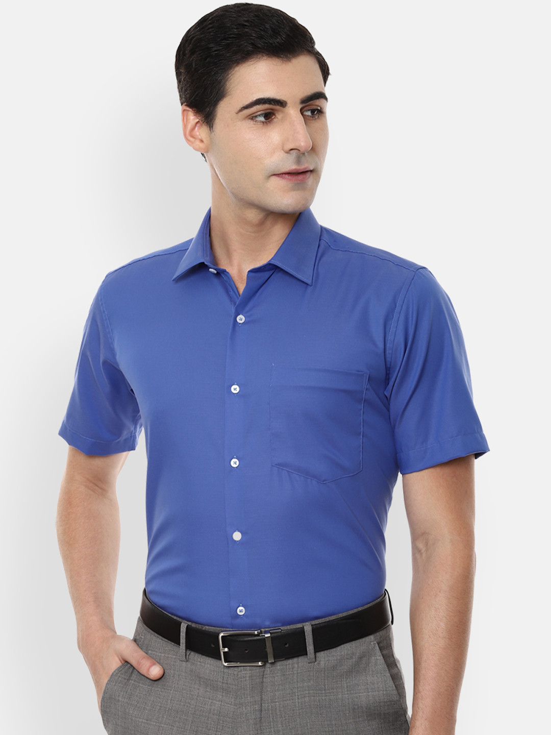 

Van Heusen Men Blue Regular Fit Solid Formal Shirt