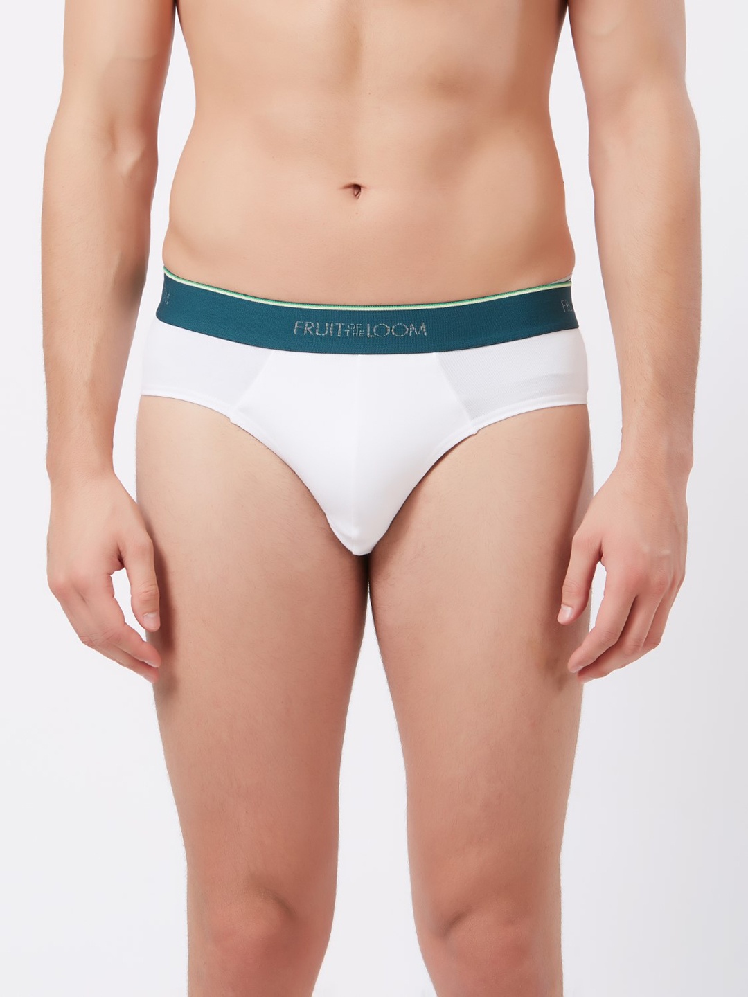 

Fruit of the loom Men White Solid Hip Briefs MHB06-N-A1S2