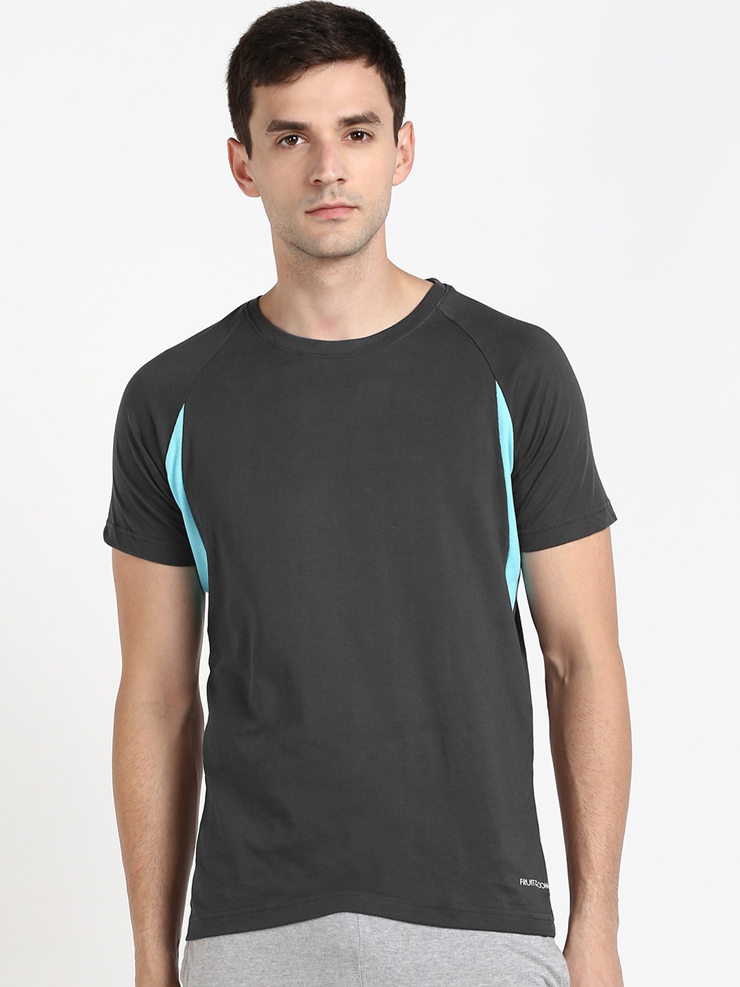 

Fruit of the loom Men Grey Solid Lounge T-Shirt