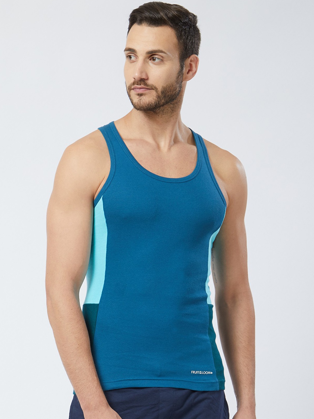 

Fruit of the loom Men Blue & Green Colourblocked Innerwear Vest MFV02-N-A1S2