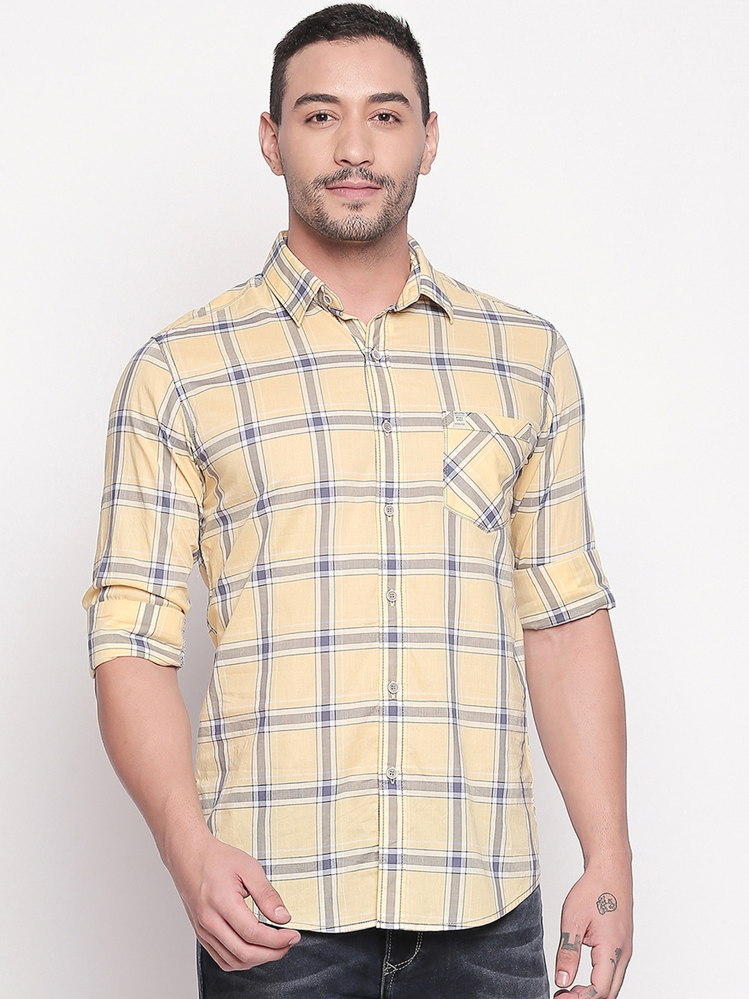 

Mufti Men Yellow Slim Fit Checked Casual Shirt