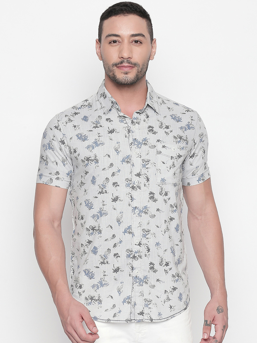 

Mufti Men Grey Slim Fit Printed Casual Shirt
