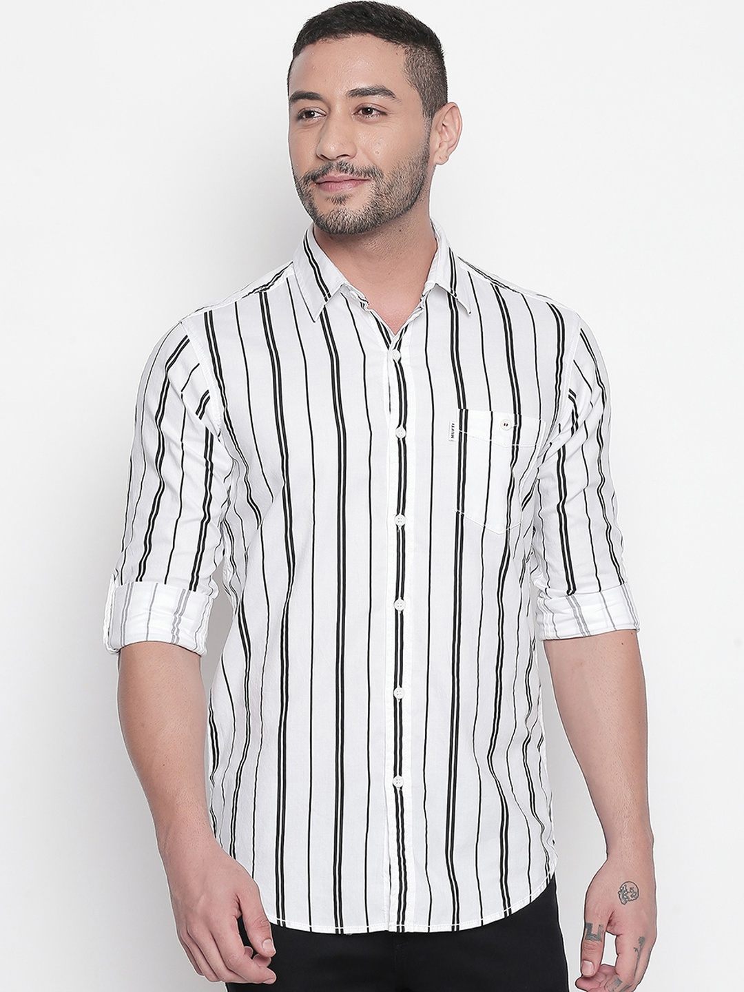 

Mufti Men White & Black Slim Fit Striped Casual Shirt