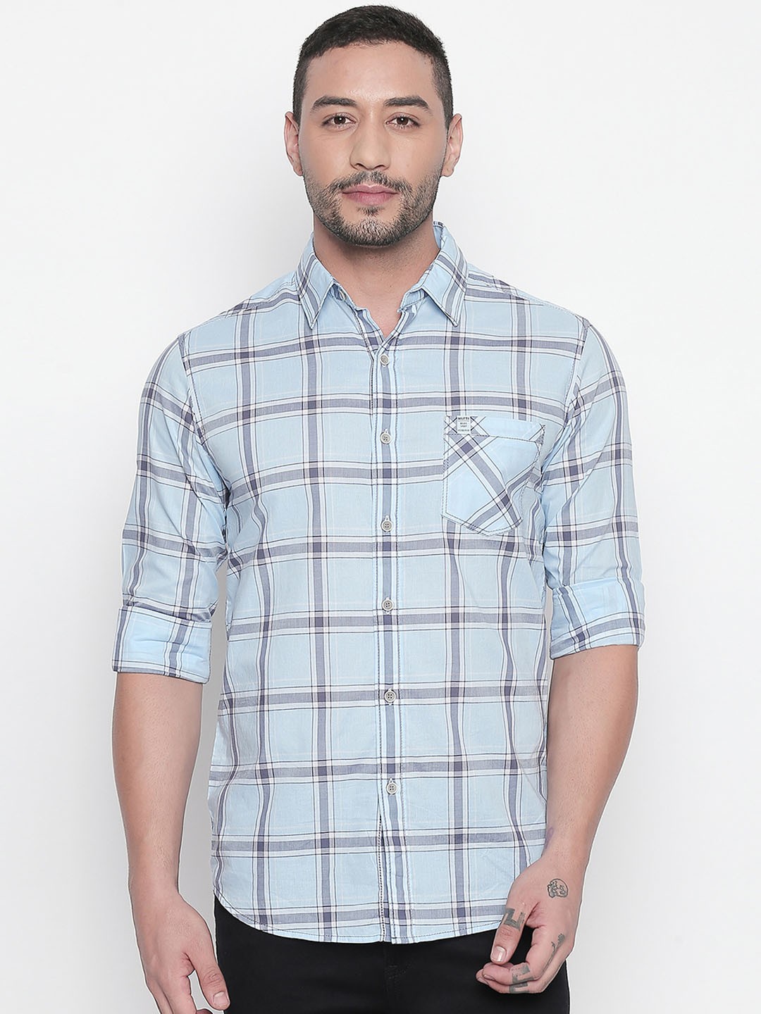 

Mufti Men Turquoise Blue Slim Fit Checked Casual Shirt
