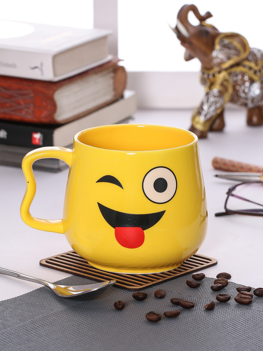 

JCPL Fine Porcelain 2 Pieces Yellow Printed Big Emoji Milk Mugs 350 Ml