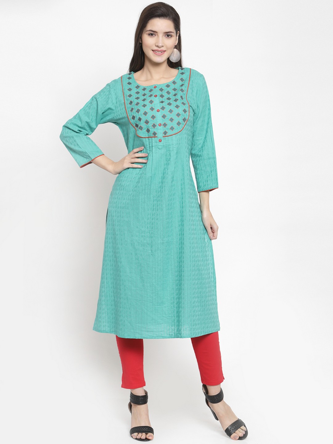 

The Kurta Express Women Green Yoke Design Straight Kurta