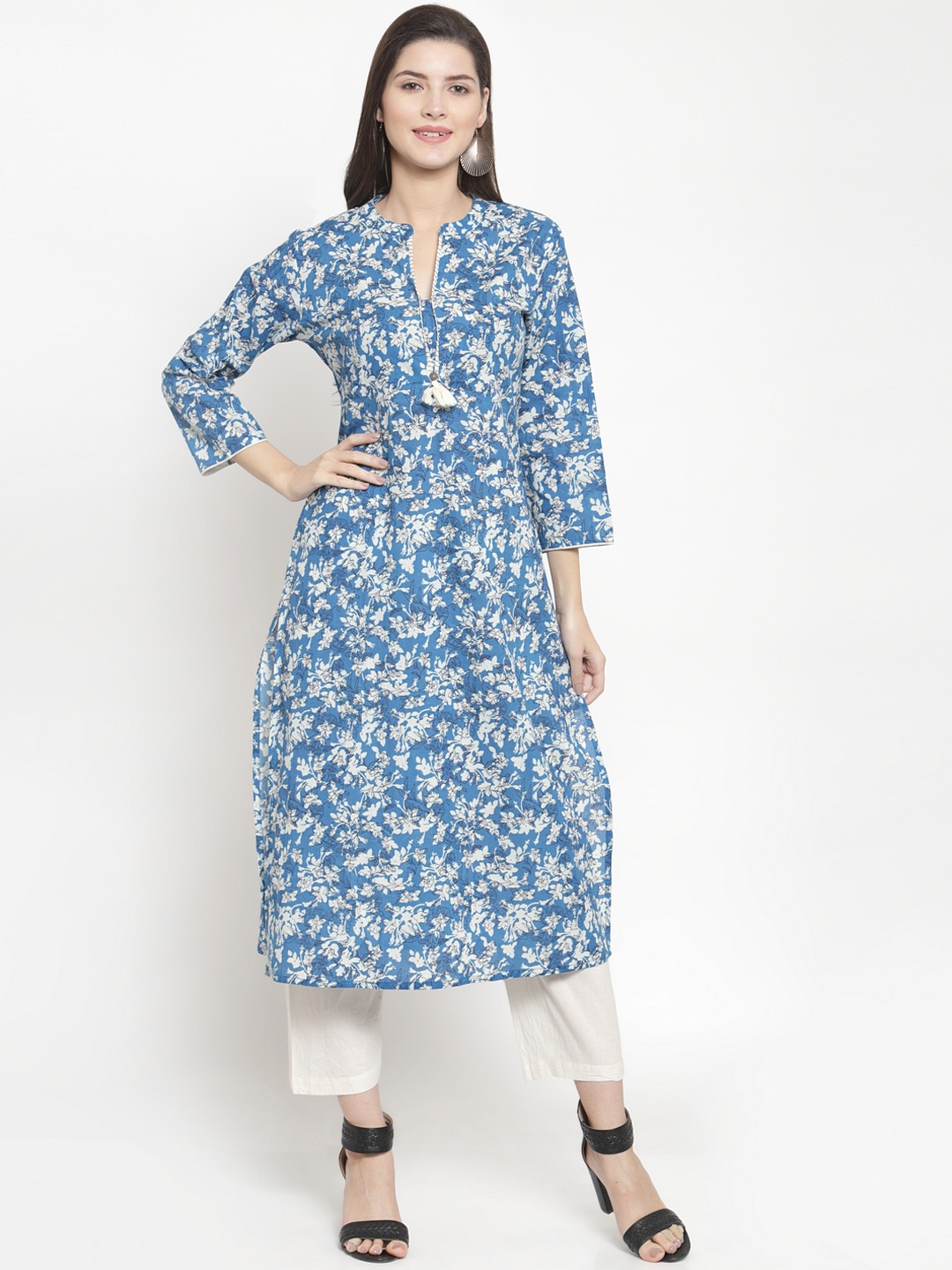 

The Kurta Express Women Blue & White Printed Straight Kurta