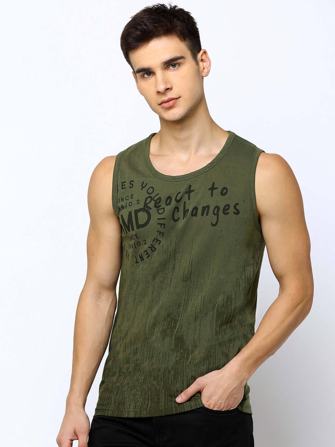 

Maniac Men Olive Green Printed Cotton Pure Cotton T-shirt