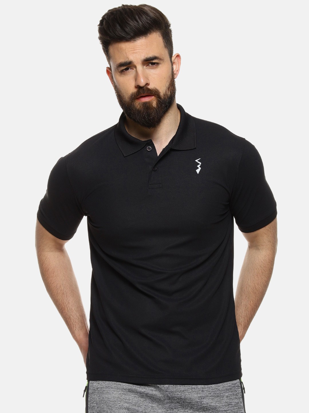 

Campus Sutra Men Black Solid Polo Collar T-shirt