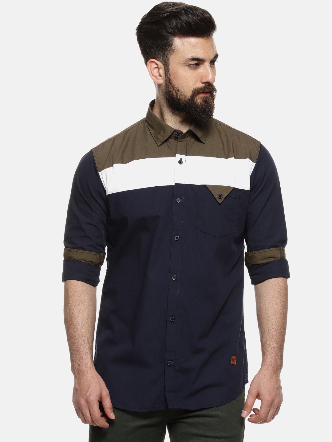 

Campus Sutra Men Blue & White Regular Fit Colourblocked Casual Shirt