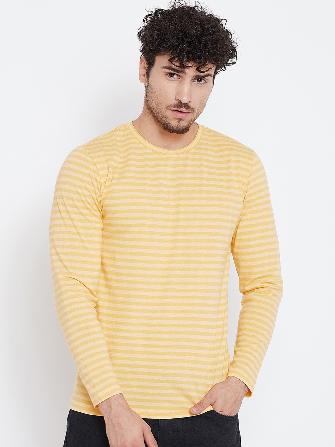 

LE BOURGEOIS Men Yellow Striped Round Neck T-shirt