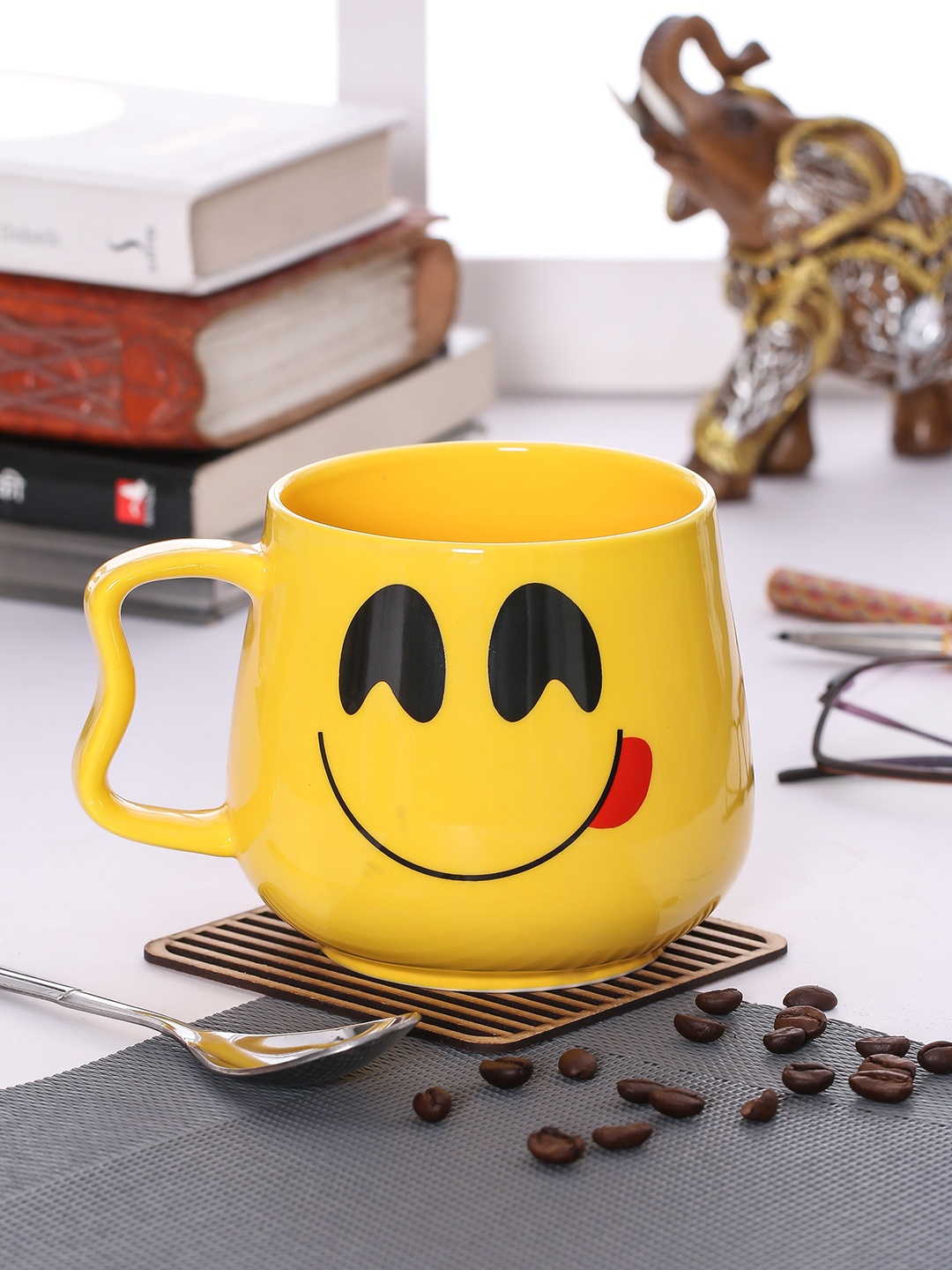 

JCPL Fine Porcelain 2 Pieces Yellow Printed Big Emoji Milk Mugs 350 Ml