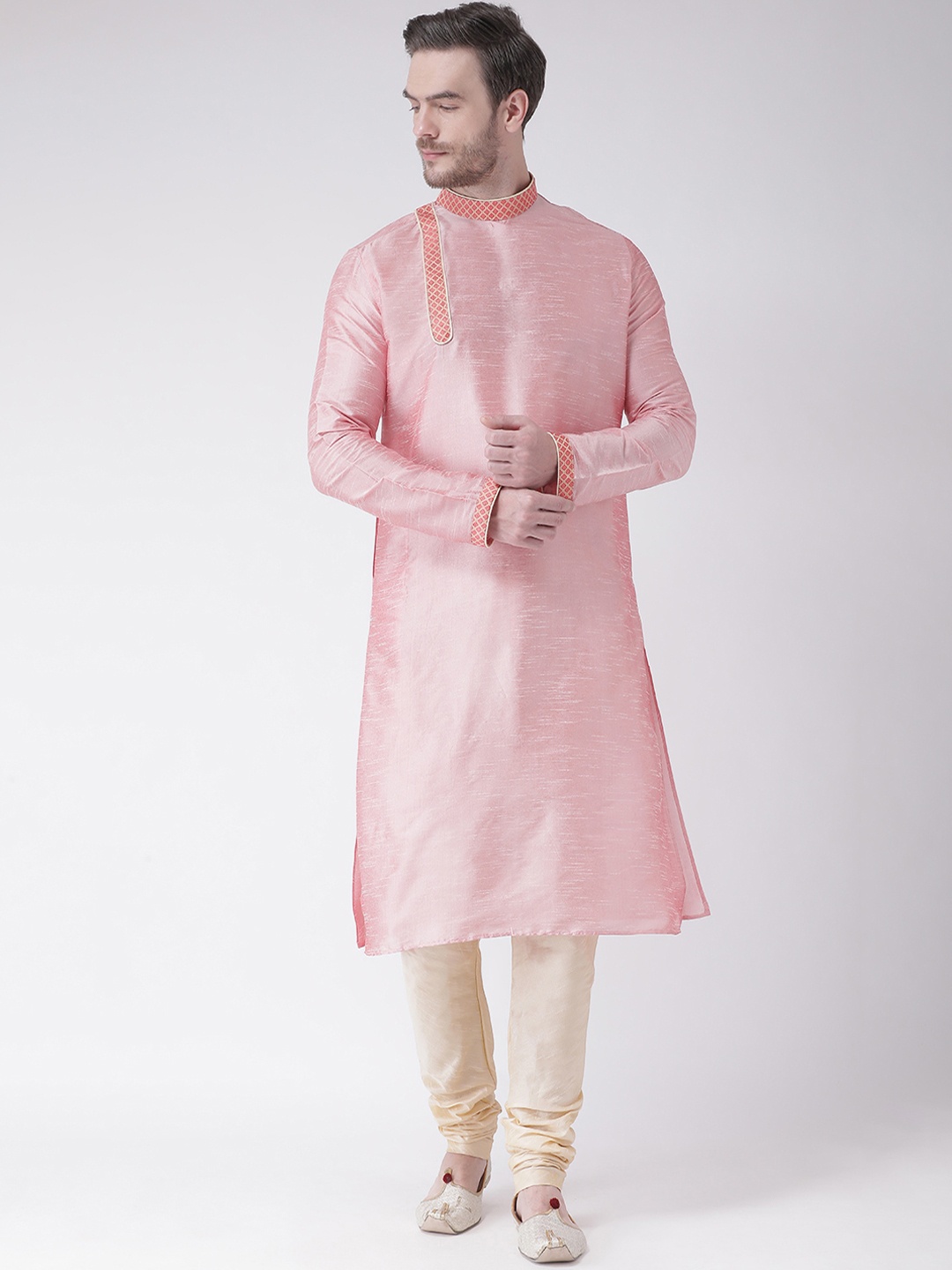 

DEYANN Men Pink & Cream-Coloured Self Design Kurta with Churidar