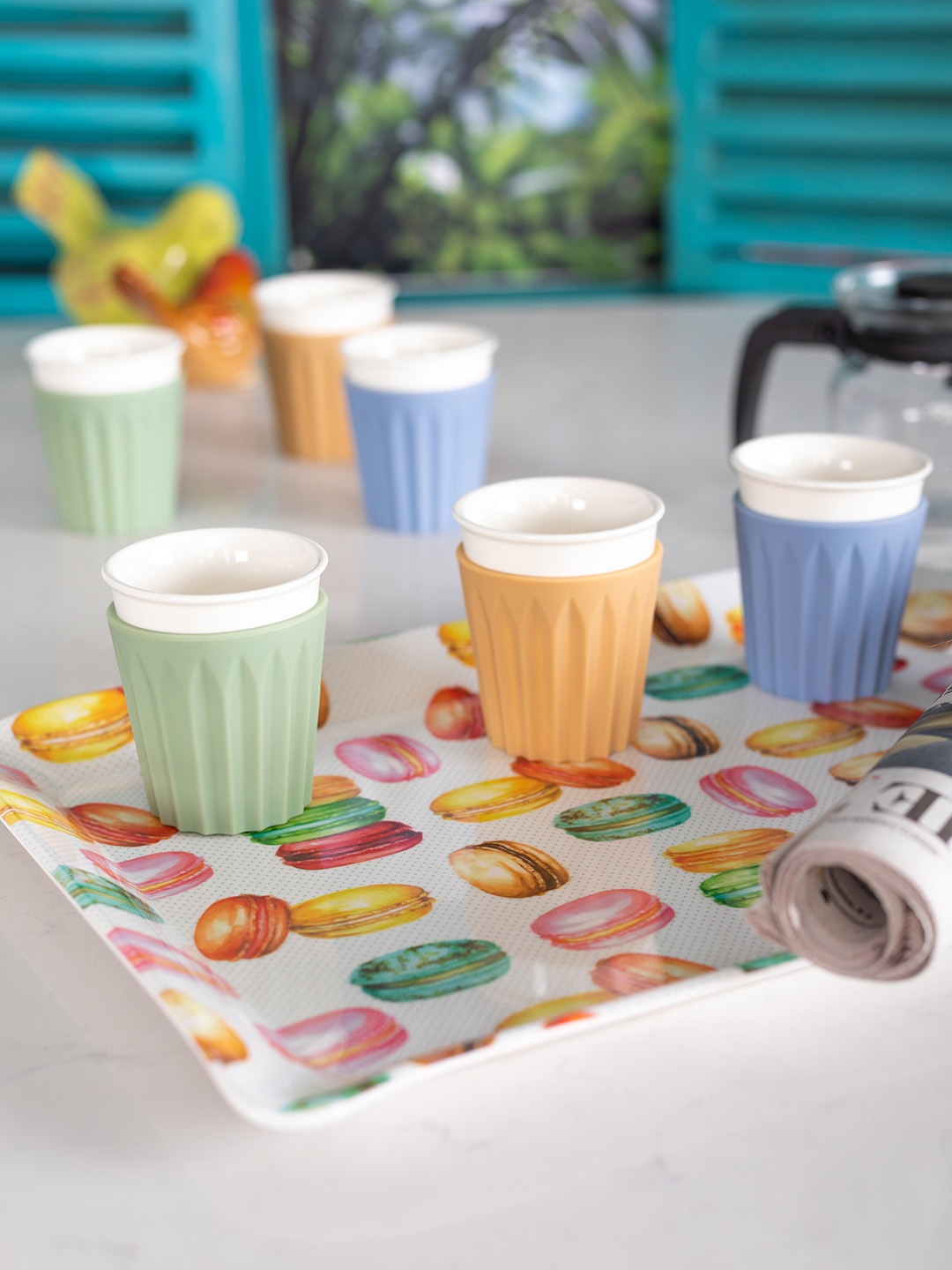 

GOODHOMES Set of 6 Printed Tea Coffee Mugs with Co-ordinating Melamine Tray, White